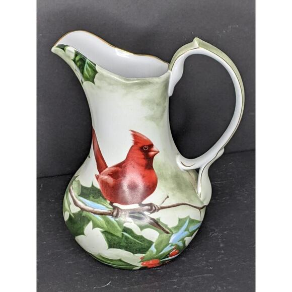 Hautman Brothers CARDINAL IN HOLLY Pitcher 10.5” 72 oz. Never Used - Picture 2 of 7